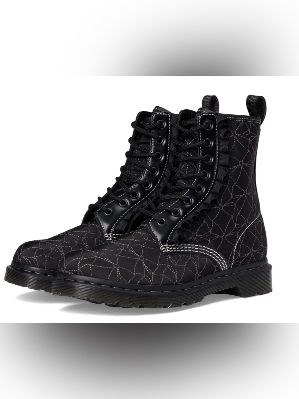 NWOB Dr. Martens
1460 Frill Women’s Boot Sz
